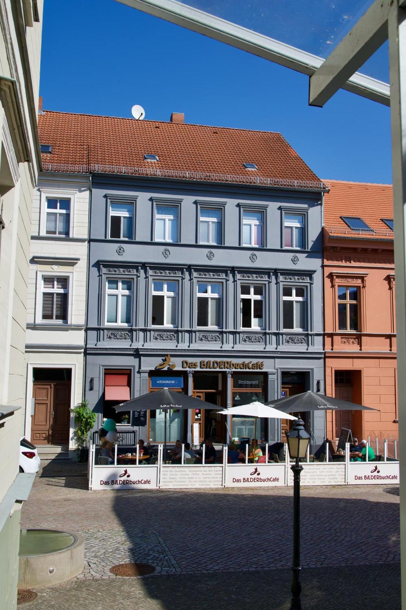 Bilderbuchcafe - Ferien - Apartment NO 3 - Markt 7 Havelberg Exterior foto